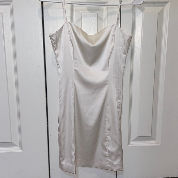 Aritzia Dresses & Skirts - Aritzia Satin Dress